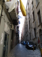 Uliczka w dzielnicy Quartieri Spagnoli Neapol